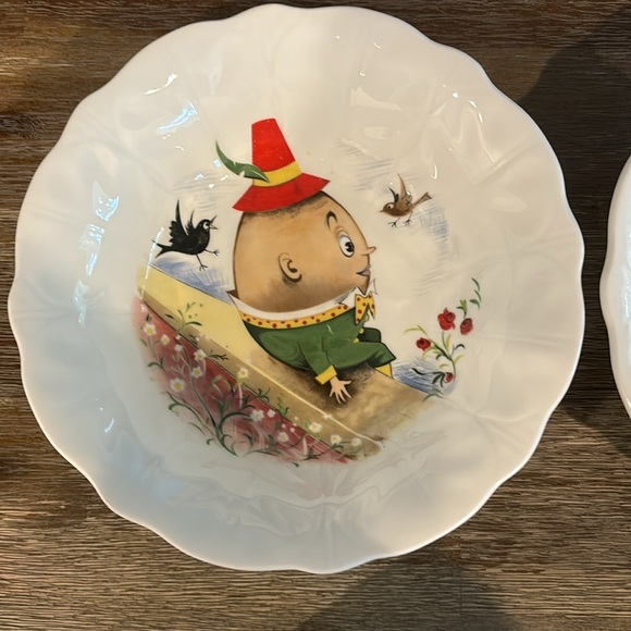 Vintage Aynsley Storybook China Set - Picture 2 of 8